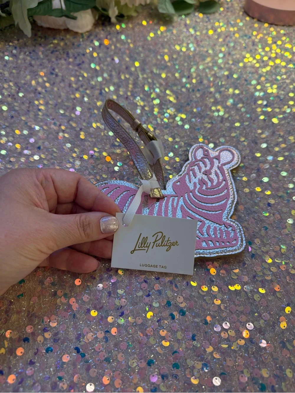 NWT Lilly Pulitzer Zebra Shaped Luggage Tag in “Conch Shell Punk Zee Bebe” 🩷